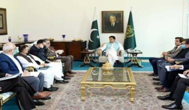 وزیرِ اعظم عمران خان کی زیر صدارت بنیادی اشیائے ضروریات اور تعمیراتی مٹیرئیل کی طلب و رسد اور اور قیمتوں میں استحکام کے حوالے سے جائزہ اجلاس