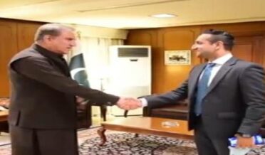 Foreign Minister Makhdoom Shah Mehmood Qureshi called on Pakistan's Ambassador to Cambodia Zaheeruddin Babar Tahim at the Foreign Ministry on Wednesday.