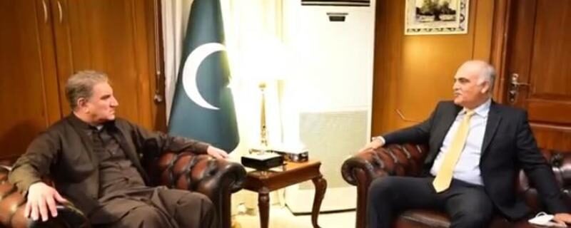 Foreign Minister Shah Mehmood Qureshi called on Pakistan's High Commissioner to Sri Lanka Major General (retd) Omar Farooq Burki at the Foreign Ministry on Wednesday.