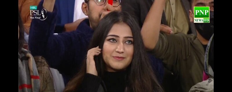 girl who went viral on social media during the PSL