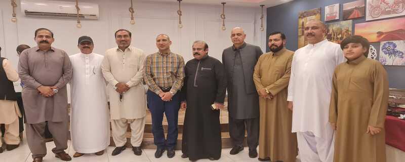 the chairman of the Muslim League Q Saudi Chaudhry Azhar Waraich organized a special dinner