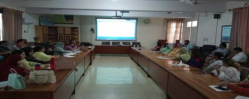 workshop was organized in the college regarding filling of income tax returns