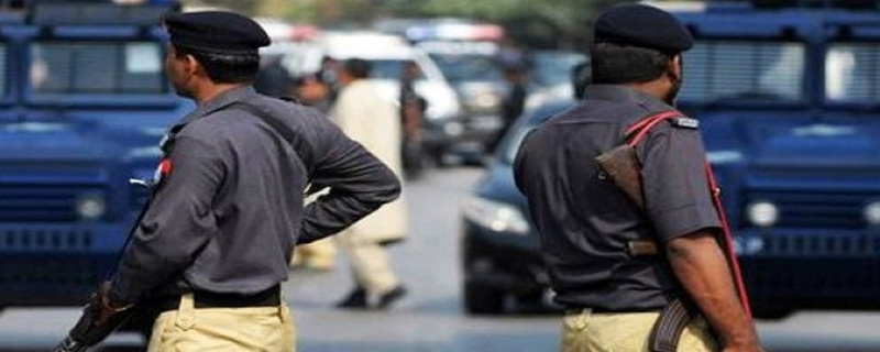 Employees of Golestan Johar Police Station in Karachi are fed up with the attitude of the police involved in small businesses