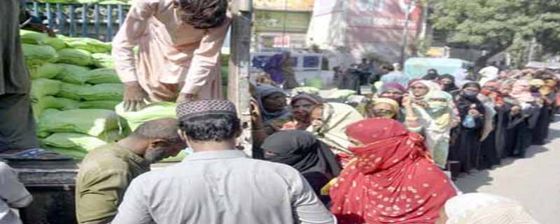 elderly woman who was going to get flour from home died