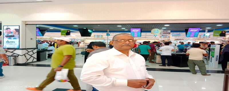 Bureau Chief Punjab HM Fayyaz left for Pakistan with his family after performing Umrah.