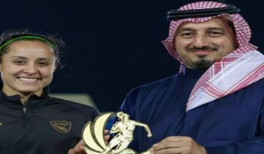 Pakistani female player who signed a contract with a Saudi club