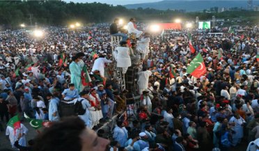 پی ٹی آئی کا عمران خان کی رہائی کے لیے الٹی میٹم، ایک سے دو ہفتے میں عمران خان کو قانونی طور پر رہا نہ کیا گیا تو پی ٹی آئی خود ان کو رہا کرائے گی.وزیرِ اعلیٰ خیبر پختونخوا